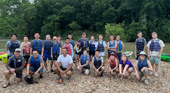 Moran and Ochman lab group photo before kayaking
