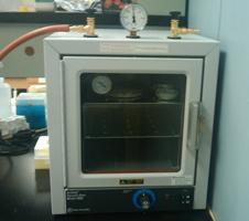 photo of vacuum oven
